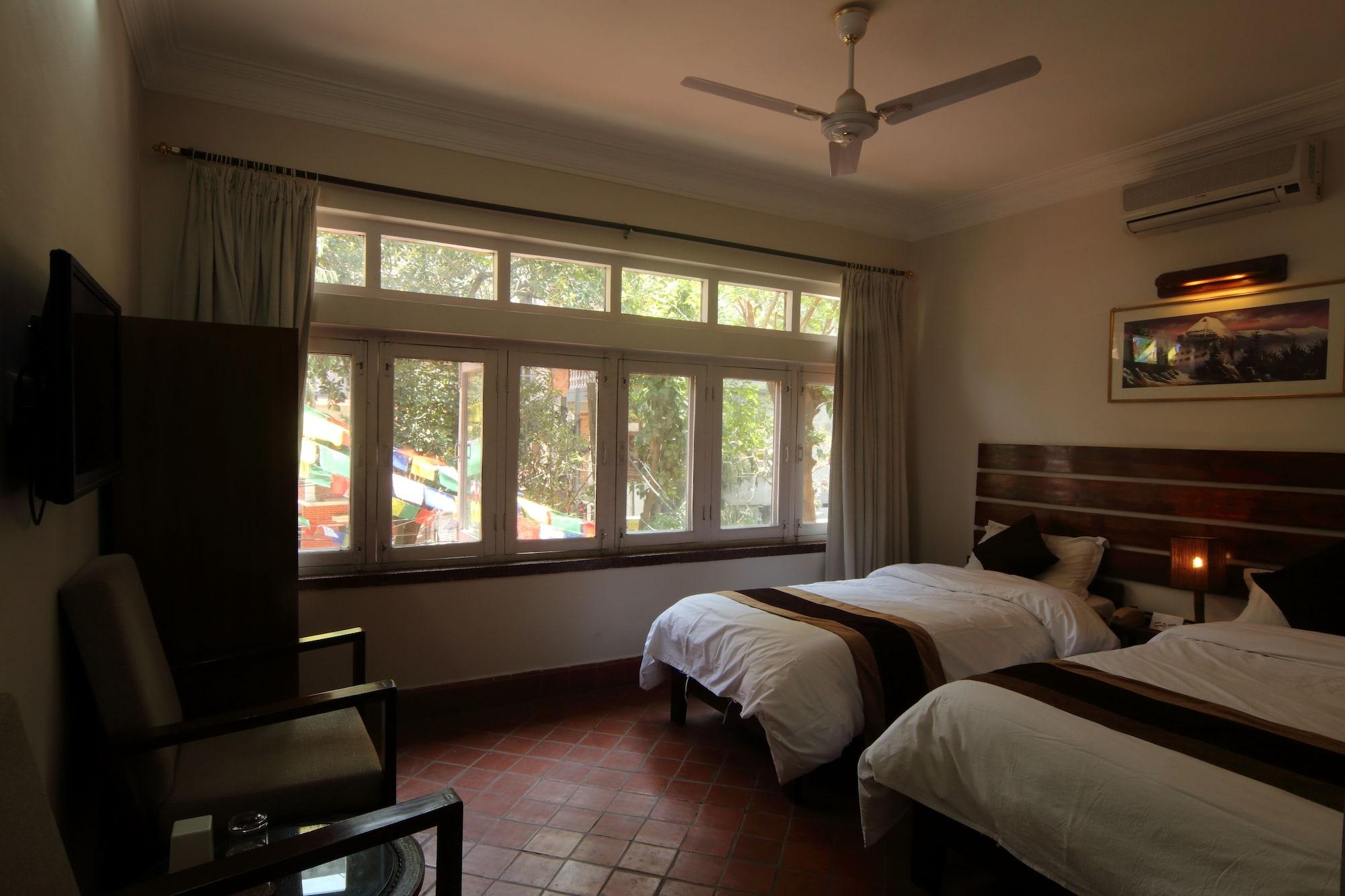 Hotel Thorong Peak Kathmandu Bagian luar foto