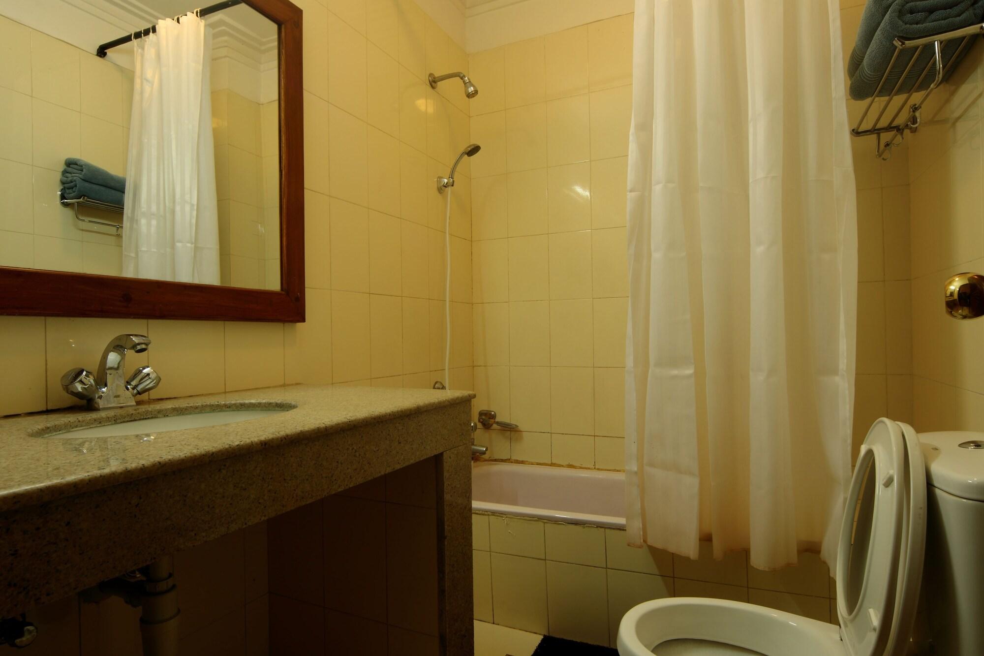 Hotel Thorong Peak Kathmandu Bagian luar foto
