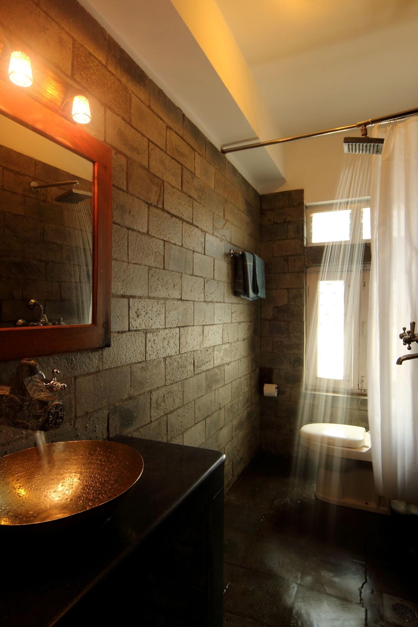 Hotel Thorong Peak Kathmandu Bagian luar foto